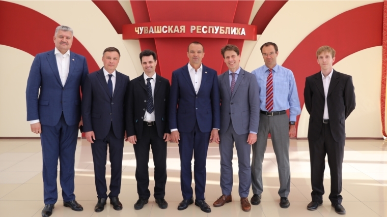 Глава Чувашской Республики встретился с ведущими специалистами в области ортопедии и травматологии из Германии