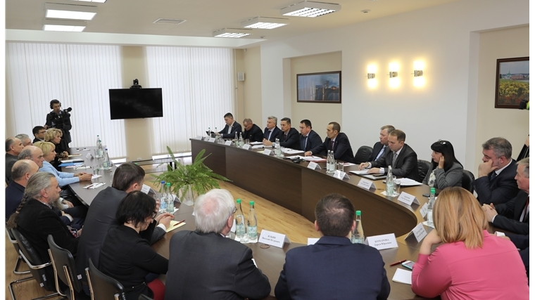 Глава Чувашии Михаил Игнатьев: «При принятии управленческих решений необходимо опираться на мнение абсолютного большинства жителей»